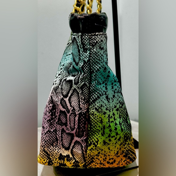 Betsey Johnson “Betseyville” Vintage Ombre Python Print Tote Bag - Picture 3 of 11